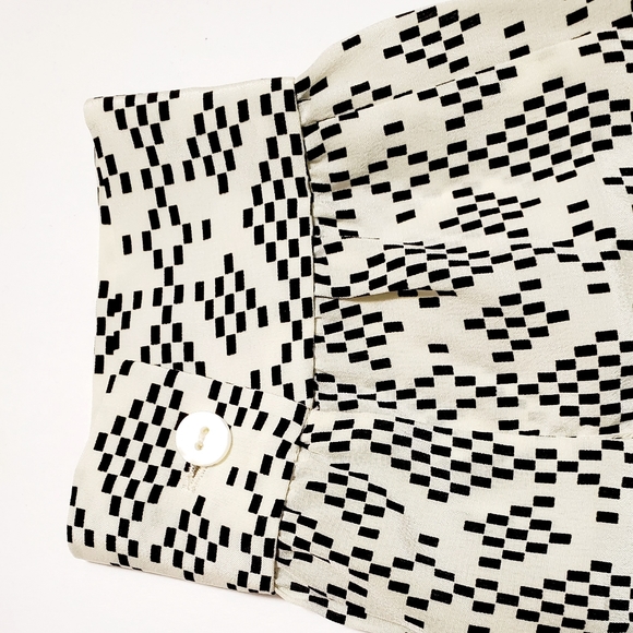 Pendleton 100 Silk Blouse - Picture 6 of 7